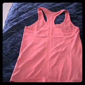 Lululemon size 6 tank top